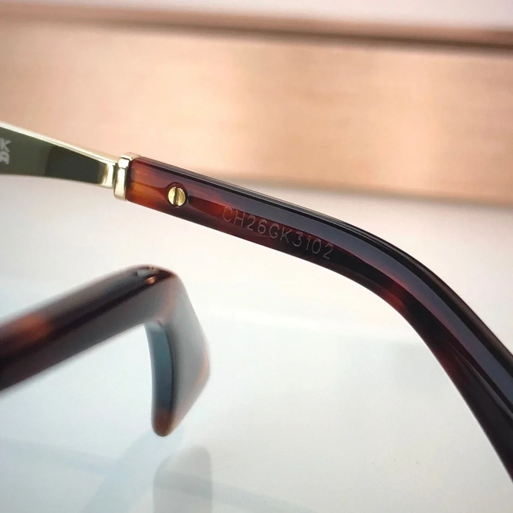 💕AUTH💕 CHANEL Gold Cat-Eye Sunglasses with Dark Lenses